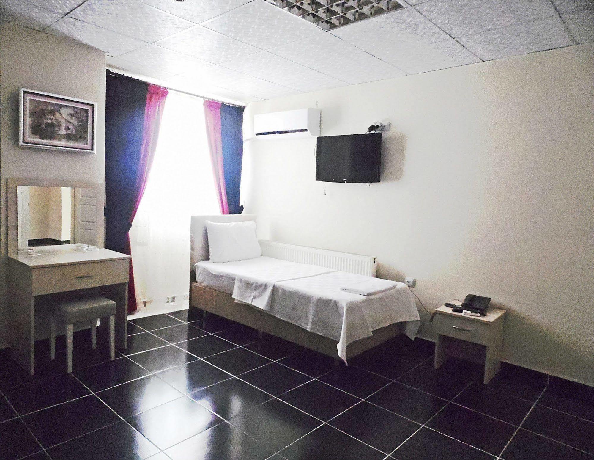 Saral Otel Derince Екстер'єр фото