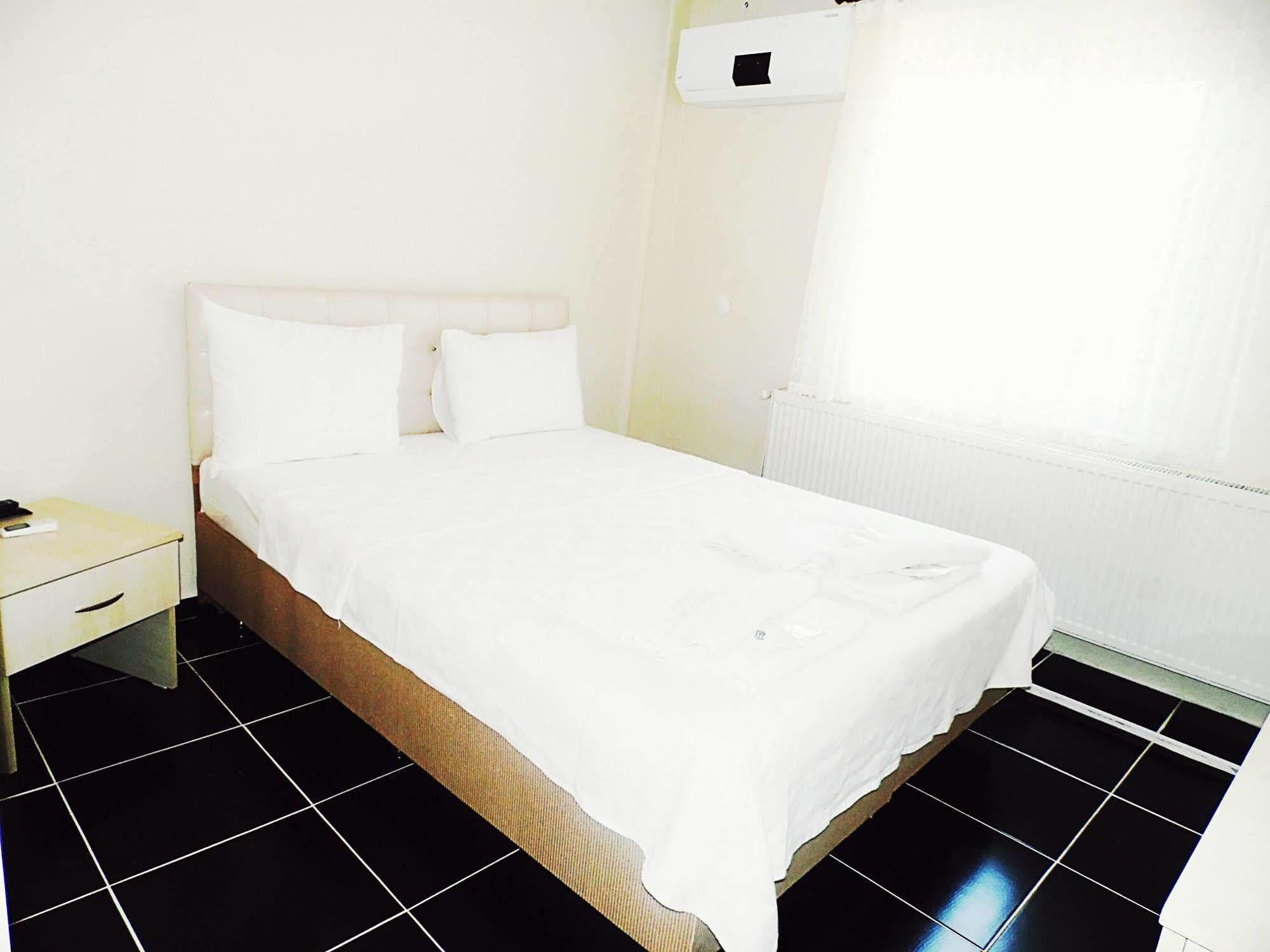 Saral Otel Derince Екстер'єр фото