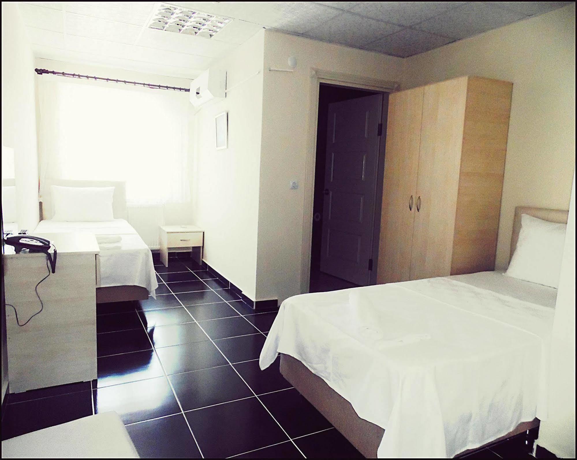 Saral Otel Derince Екстер'єр фото