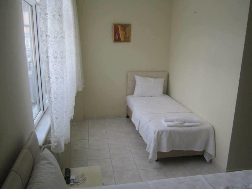 Saral Otel Derince Екстер'єр фото